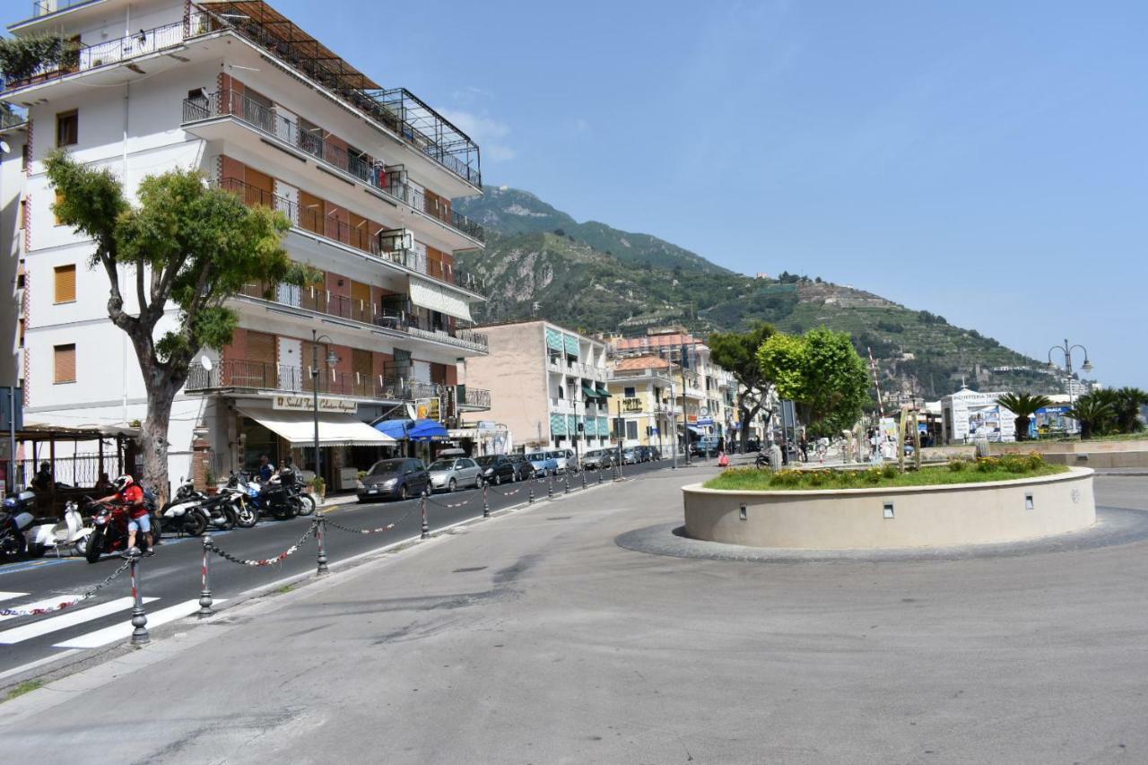 La Casa Di Zeffiro Apartment Maiori Exterior foto
