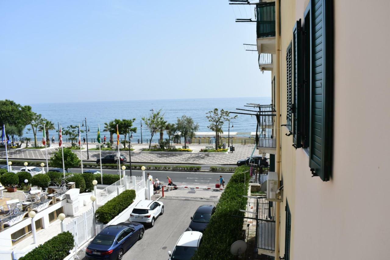 La Casa Di Zeffiro Apartment Maiori Exterior foto
